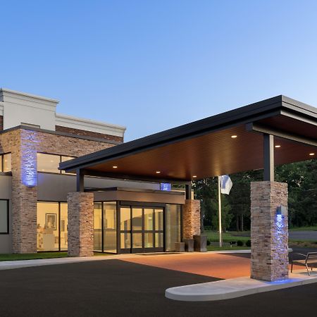 Holiday Inn Express - Plattsburgh By Ihg Exterior photo