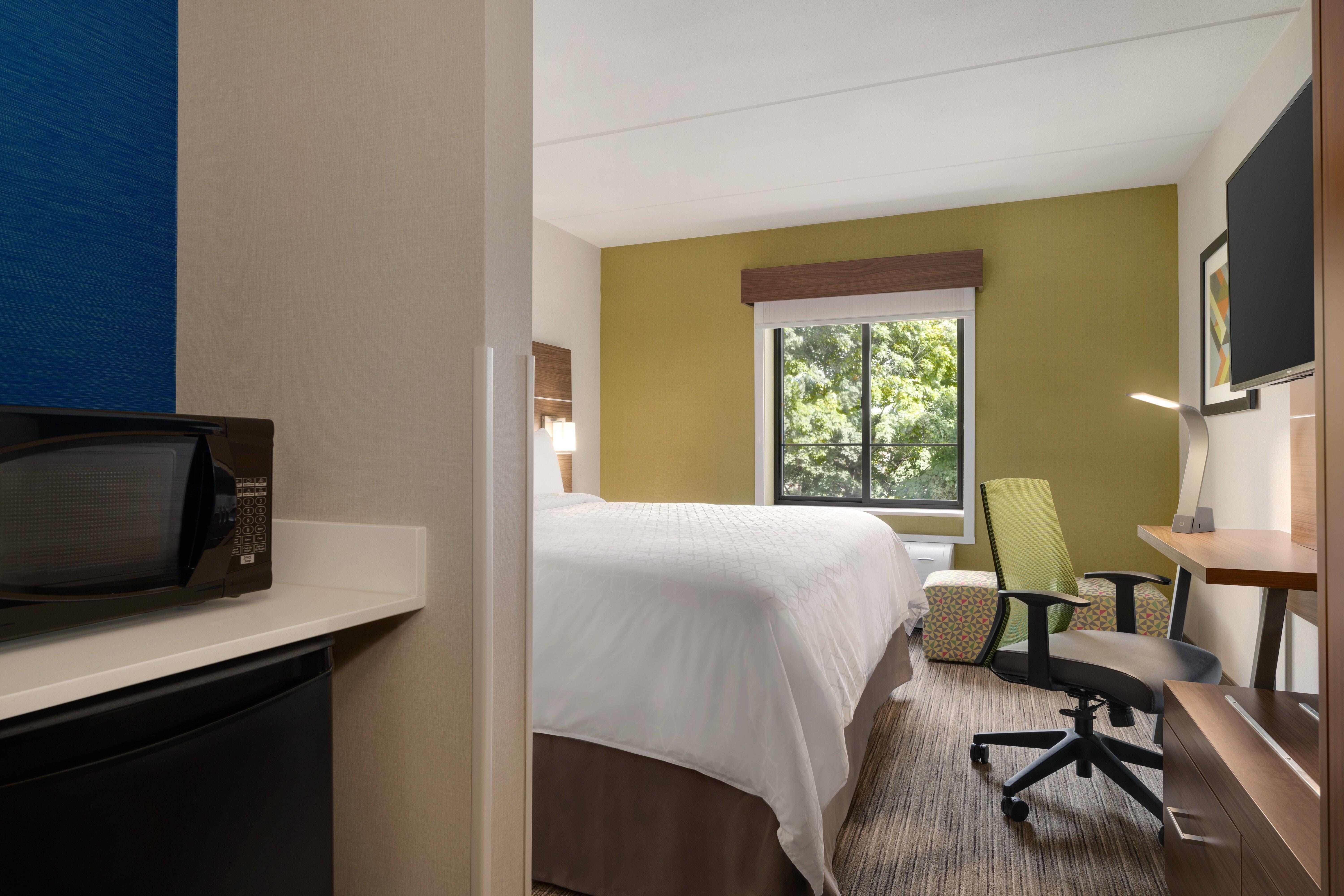 Holiday Inn Express - Plattsburgh By Ihg Exterior photo